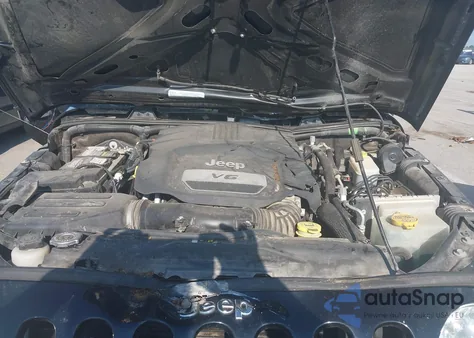 2018 Jeep Wrangler Unlimited Sport from USA, damaged, VIN 1C4BJWDG2JL891621